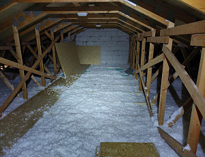 Zateplení novostavby pomocí foukané izolace